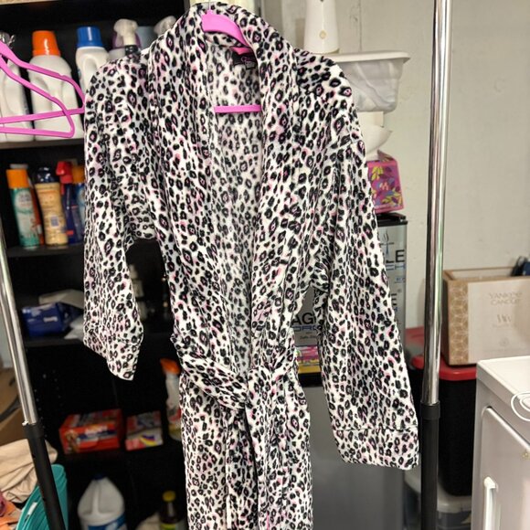 C Wonder by Christian Siriano full length plush leopard print robe Size Medium - Picture 1 of 8